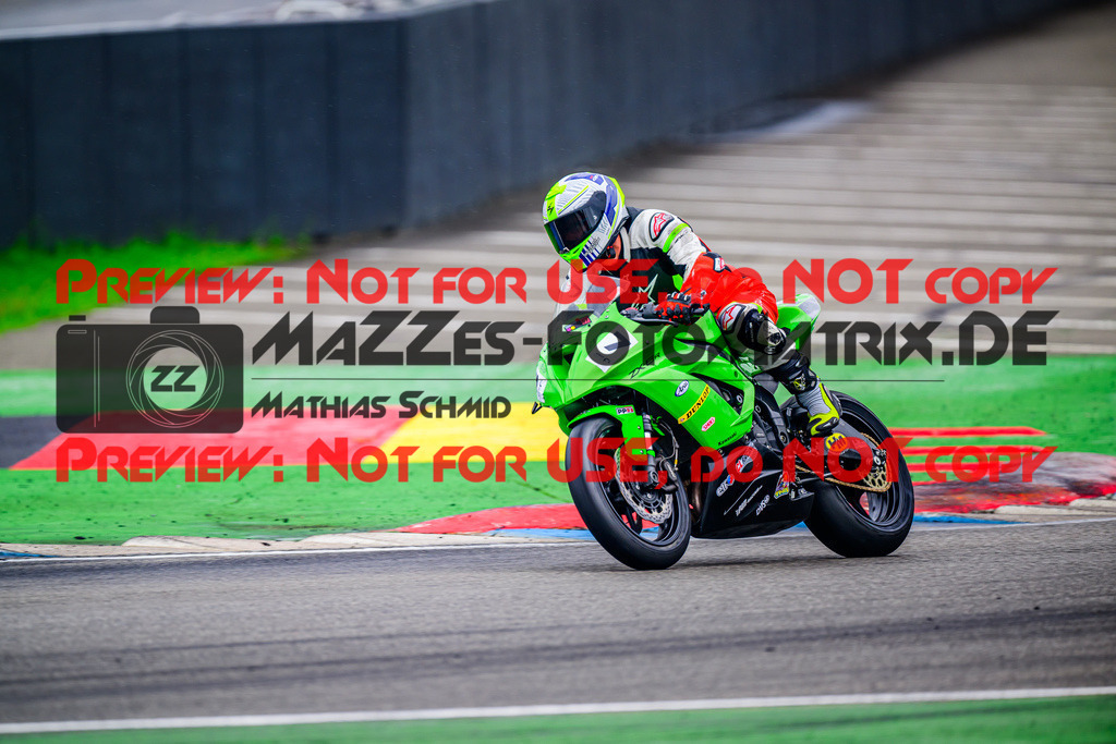 MaZZes_FotoMatrix_240702_6007705_2-11 | SSP