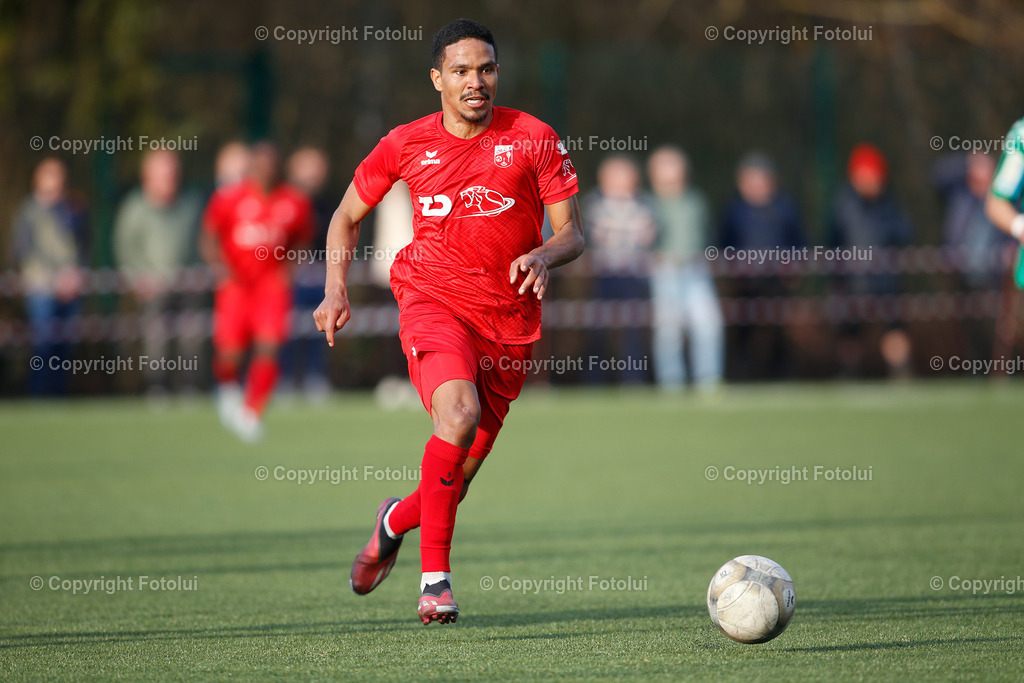 A_LUI_080325_19 | SPORT FUSSBALL REGIONALLIGA MITTE ASKOE OEDT -JUNGE WIKINGER RIED 08.03.IM BILD : BARBOSA DA SILVA  (OEDT) UND  (RIED FOTO:FOTOLUI