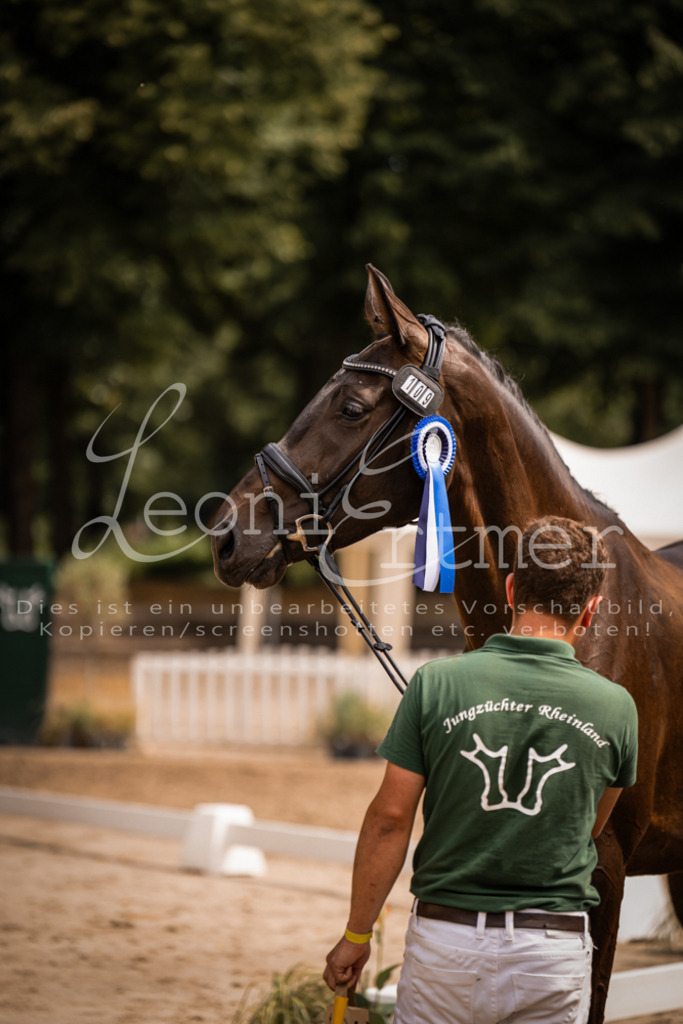 3.Fr00160 | Leoni Ertmer Photography - Realisiert mit Pictrs.com