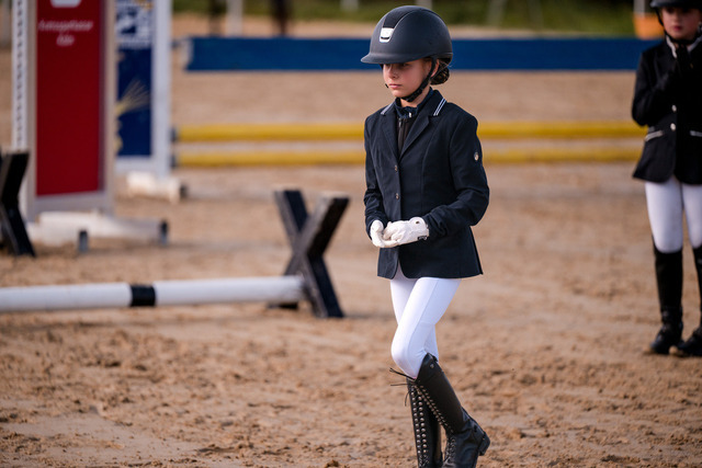 2026_10_03_Siefer-Hof_150349_Z81_43496426 | Professionelle Reitsport-, Turnier- und Eventfotografie von Robert Broda. Galerien mit ausgewählten und bearbeiteten Bildern direkt online ansehen und bestellen.