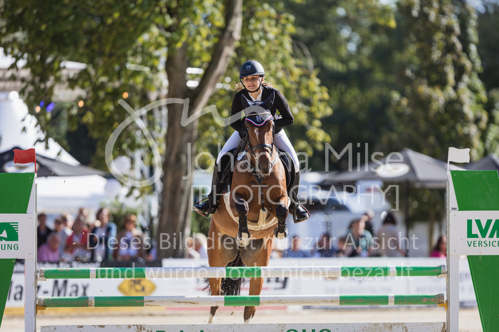 220828_Delbrueck_A2-Spr-201 | Deine schönsten Turniermomente als professionelle Fotos! Entdecke hochwertige Pferdesport-Fotografie im Online-Shop. Jetzt Fotos finden & bestellen!