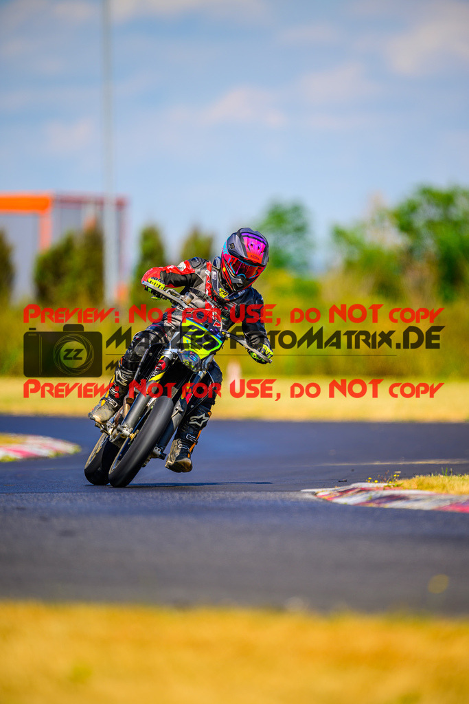 MaZZes_Fotomatrix_20250704_6007705_5532 | GELB