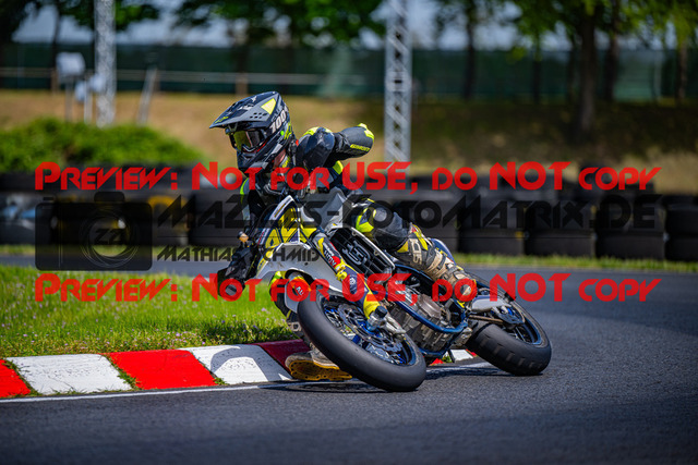 MaZZes_FotoMatrix_240430_6021986_5044 | Fotograf Mathias Schmid
Sportfotograf,
Eventfotograf,
Hochzeitsfotograf,
Portraitfotograf