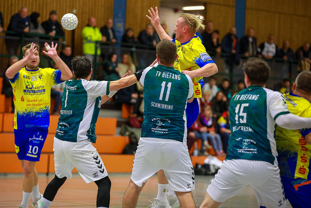 SVN_TvBiefang_161124_028 | Bildergalerie von Sport-Ereignissen aber auch von weiteren spannenden Dingen - nicht nur vom Niederrhein. In Anlehnung an den bekannten Spruch von Hanns Dieter Hüsch heißt das Motto: "Niederrhein ist überall".  - Realisiert mit Pictrs.com