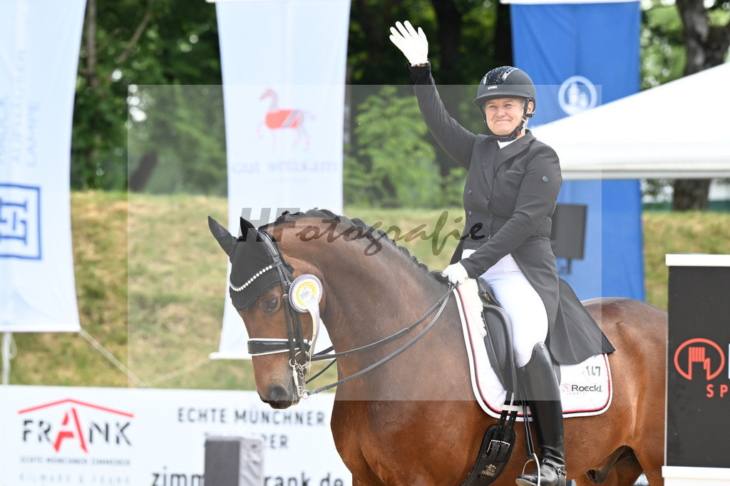 Mayr_Freaky Friday_11252759 | hf-fotografie - Realisiert mit Pictrs.com