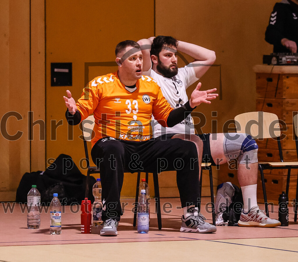 2025-02-15_046_SpVgg_Altenerding_gegen_SVW_Burghausen | Erding, Deutschland, 15.02.2025:Handball, Bezirksoberliga Männer 2024 / 2025, 16. Spieltag, SpVgg Altenerding gegen SVW Burghausen, Endergebnis: 32:31Alexander Langenfaß (SVW Burghausen, #33)Foto: Christian Riedel / fotografie-riedel.net