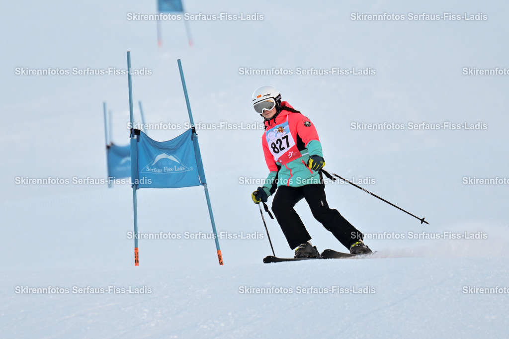 SRF_25.12.2025_0087 | Skirennfotos,Serfaus,Fiss,Ladis,Kinderskirennen,Winter,Tirol,Oberland,skirace,SFL,feelfree,weil wir's genießen,ski,Ski,skifahren,Sonnenplateau, - Realisiert mit Pictrs.com