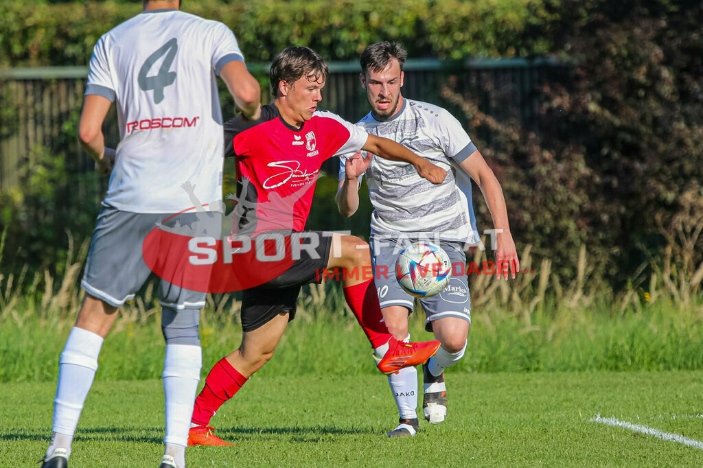 SG Krumpendorf/Pörtschach - ASKÖ Gurnitz 1-2, 1. Klasse C | Krunoslav-Stipe Soldo (SG Krumpendorf/ATUS Pörtschach #10) SG Krumpendorf/Pörtschach - ASKÖ Gurnitz 1-2 am 20.08.2023 in Krumpendorf
(Sportplatz), Austria, (Photo by Ernst Krawagner sport-fan.at) - Realisiert mit Pictrs.com