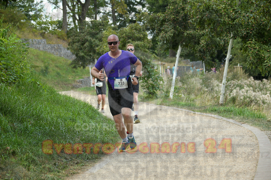 250824_1430_EX1_6472 | Sportfotografie im Rhein-Sieg Kreis, Köln, Bonn, NRW, Rheinland Pfalz, Hessen, etc. Unser Tätigkeitsfeld umfasst den Laufsport vom Volkslauf über den Marathon, Duathlon, Triathon bis zum Ultralauf wie Kölnpfad Ultra oder Schindertrail.