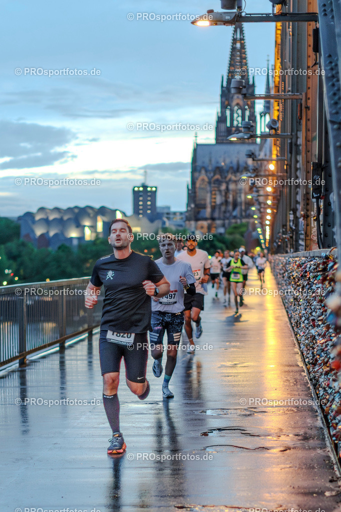 23. Nachtlauf des ASV Koeln; Koeln, 13.05.26 | Impressionen vom 23. Nachtlauf des ASV Koeln am 13.05.26 in der  von Koeln (Deutschland). Foto: BEAUTIFUL SPORTS/Bernd Hoffmann