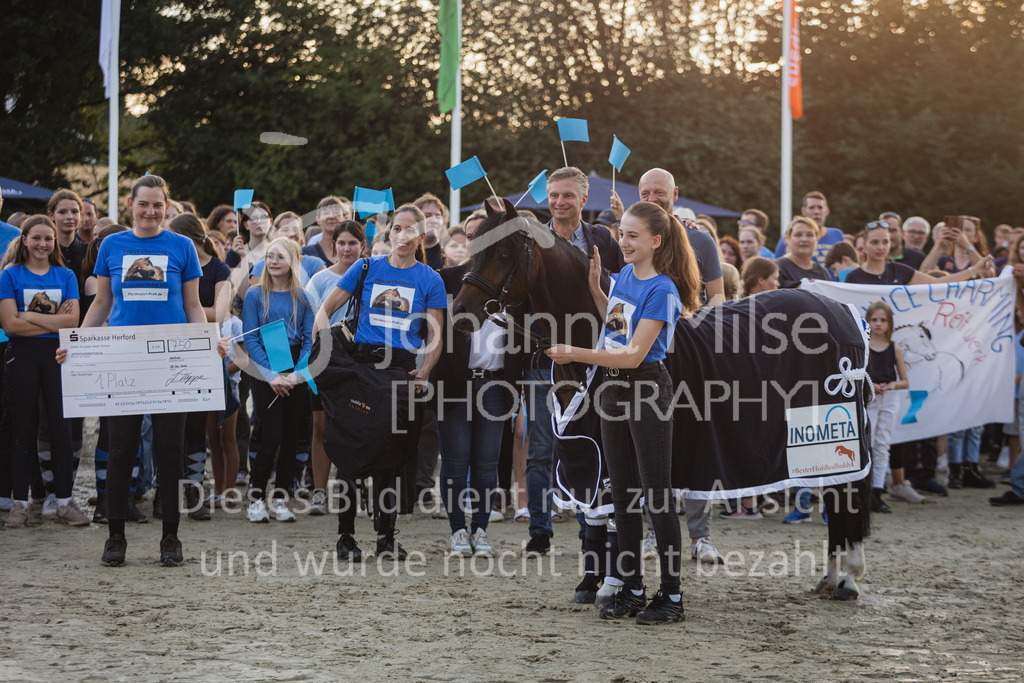 230728_BHO_Showprogramm-626 | Deine schönsten Turniermomente als professionelle Fotos! Entdecke hochwertige Pferdesport-Fotografie im Online-Shop. Jetzt Fotos finden & bestellen!