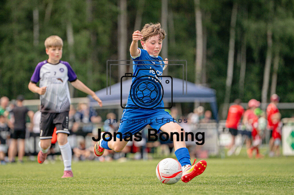 Fußball I E-Junioren I Saison 2025-2026 I OM-Cup Lüsche I Samstag  I 22736 | jns.sportfotos - Realisiert mit Pictrs.com