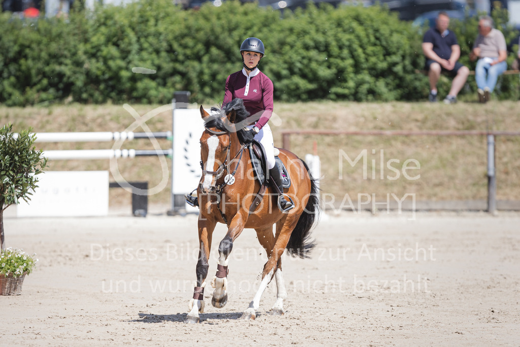 220612_LüPfSpTa_Stil-A2-343 | Lützower Pferdesporttage
Stilspringprüfung Kl.A** geschlossen
12.06.2022