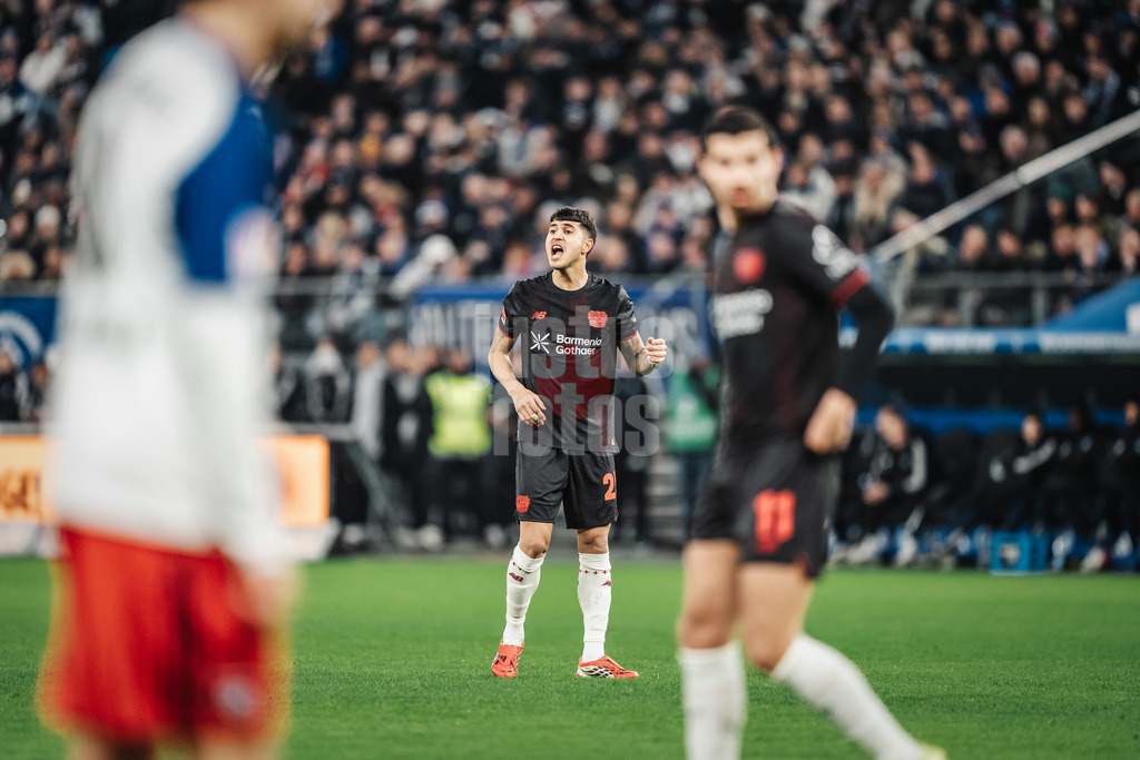Fußball | Männer | Saison 2025/2026 | 1. Fußball-Bundesliga | 17. Spieltag | Hamburger SV vs. Bayer 04 Leverkusen | 04.03.2026 | Exequiel Palacios (#25, Bayer 04 Leverkusen)