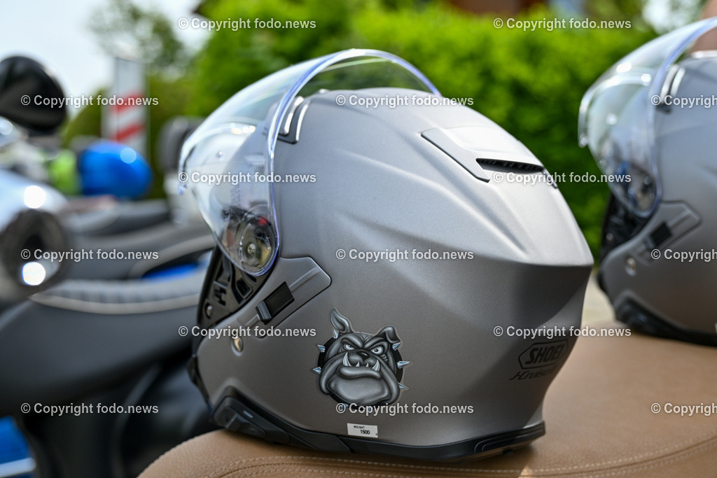 Lets Vespa togehter_ Neuhofen_ 05.05.2024-8 | 05.05.2024, Neuhofen, Kremsmuenster, AUT, Lets Vespa togehter 2024, Vespatreffen, im Bild Teilnehmer Vespatreffen, Motorsport Stadler