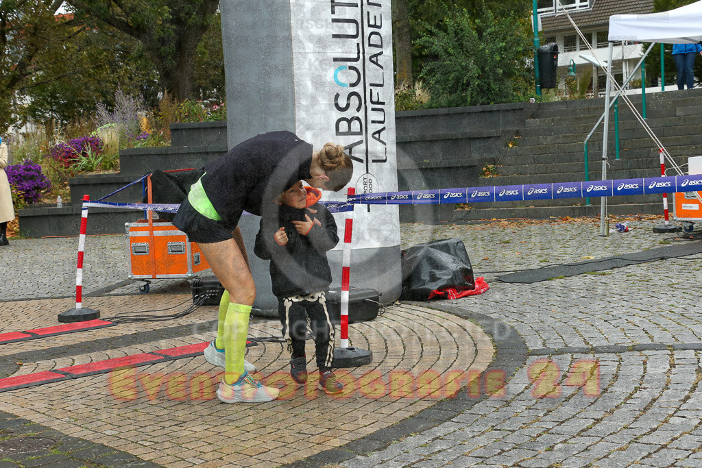 231015_1224_EX1_4812 | Sportfotografie im Rhein-Sieg Kreis, Köln, Bonn, NRW, Rheinland Pfalz, Hessen, etc. Unser Tätigkeitsfeld umfasst den Laufsport vom Volkslauf über den Marathon, Duathlon, Triathon bis zum Ultralauf wie Kölnpfad Ultra oder Schindertrail.