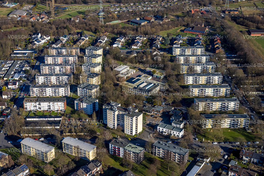 Castrop-Rauxel240106478 | Luftbild, Wohngebiet Mehrfamilienhaus und Hochhaus Reihenhaus-Siedlung Deininghausen, Straßen mit ostdeutschen Städtenamen, Hans-Christian-Andersen Schule, Castrop-Rauxel, Ruhrgebiet, Nordrhein-Westfalen, Deutschland