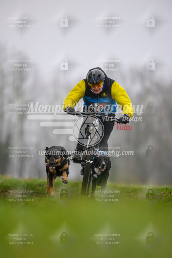 MompixPhotography_CDF2023_FFST_Di_Bike2-27 | PayLife