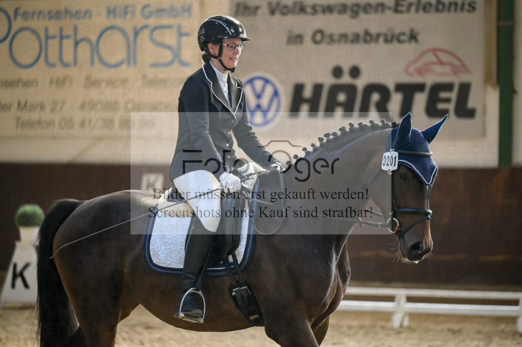 Reitturnier Voxtrup | Entdecke hochwertige Reitturnierfotos von Foto Oger. Professionell, emotional und authentisch – jetzt Lieblingsmomente im Shop bestellen.Deutschlandweite Turnierfotografie. - Realisiert mit Pictrs.com