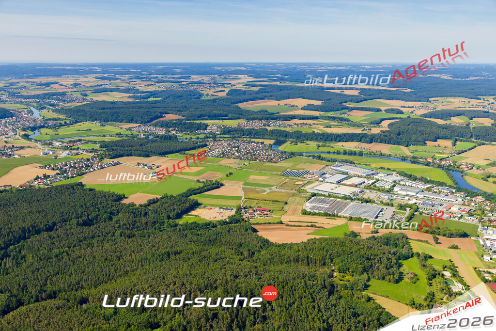Laub Zeitlarn Bild- Das Luftbild wurde 2025 vom UL-Flugzeug heraus erstellt ( keine Drohnen Bilder! ) - Hochauflösende Luftaufnahme -Nicht vergleichbar mit Google Maps oder Satelittenbilder- Die Geschenkidee !Mit Lizenz und Bildrechte bestellbar