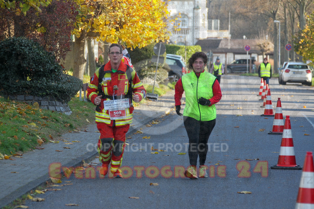 241201_1257_EV4_3383 | Sportfotografie im Rhein-Sieg Kreis, Köln, Bonn, NRW, Rheinland Pfalz, Hessen, etc. Unser Tätigkeitsfeld umfasst den Laufsport vom Volkslauf über den Marathon, Duathlon, Triathon bis zum Ultralauf wie Kölnpfad Ultra oder Schindertrail.