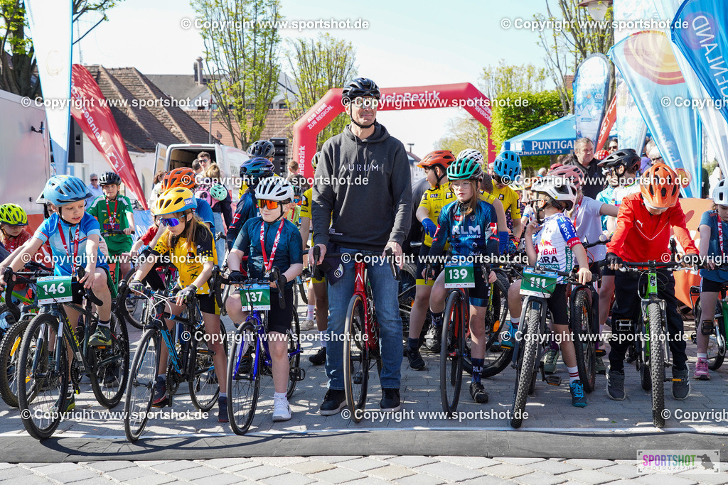 260_DSC00970 | Neusiedlersee Radmarathon 2026@sportshot_your_pictrs #yourpictures#roadtowm2029 #nrm #neusiedlerseeradmarathon #neusiedlersee #neusiedlerseetourismus #burgenland #mörbisch #nrm26 #burgenlandtourismus #voglundco #poweredbyburgenlandtourismus #radsport #rad #marathon #ucigranfondo #visitburgenland #ucigranfondoworldseries
