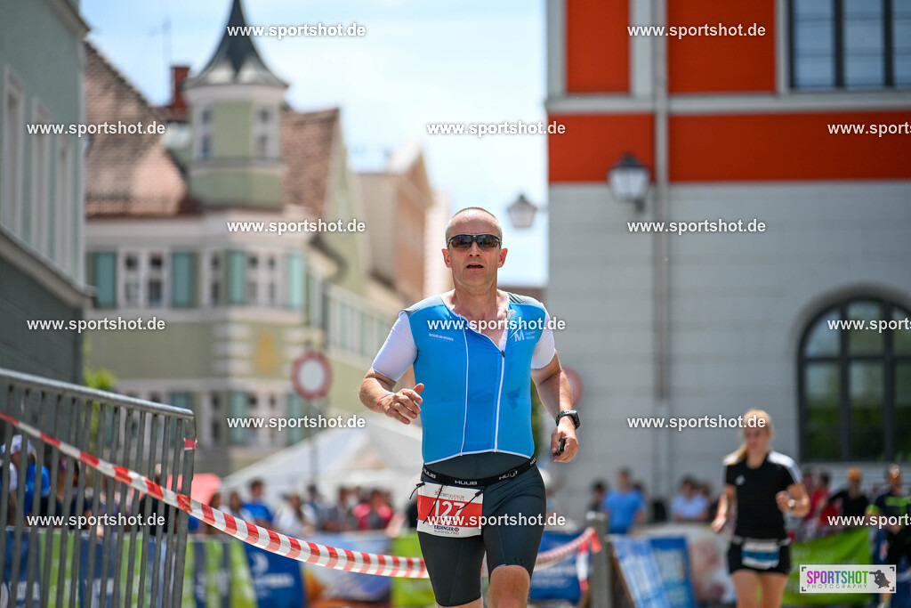 SZI_7182 | Stadttriathlon Erding 2025. #yourpictrs #sportshot_your_pictrs @Sportshotphotography #stadttriathlonerding Copyright: www.sportshot.de