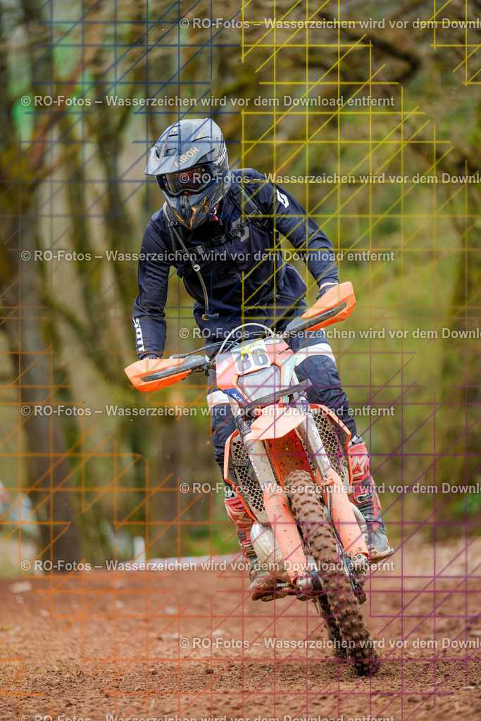 5 Lauf Mernes-500 | Sportfotografie von RO-Fotos: Motorsport, Motocross, Enduro, Laufveranstaltungen und Triathlon. Professionelle Fotos von Sportlern und Events. - Realisiert mit Pictrs.com