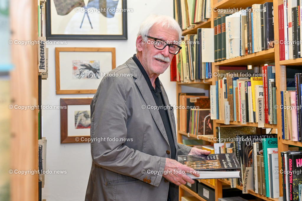 Linz_ Antiquariat Steinberg_ 14.11.2023-2 | 14.11.2023, Linz, AUT, Antiquariat Steinberg im Bild Peter Steinberg