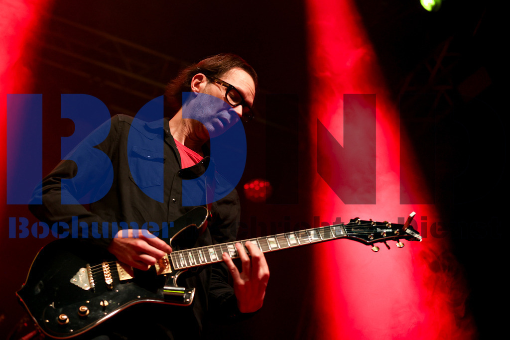 Zeltfestival Ruhr 2024 - Mr. Big  {date} -  | {headline}(Foto: Sebastian Sendlak / BOND) - Realisiert mit Pictrs.com