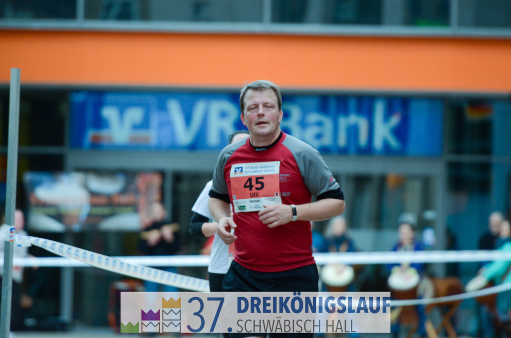 VR Bank Hauptlauf 10000m | 3 Koenigslauf 2023 - Realisiert mit Pictrs.com