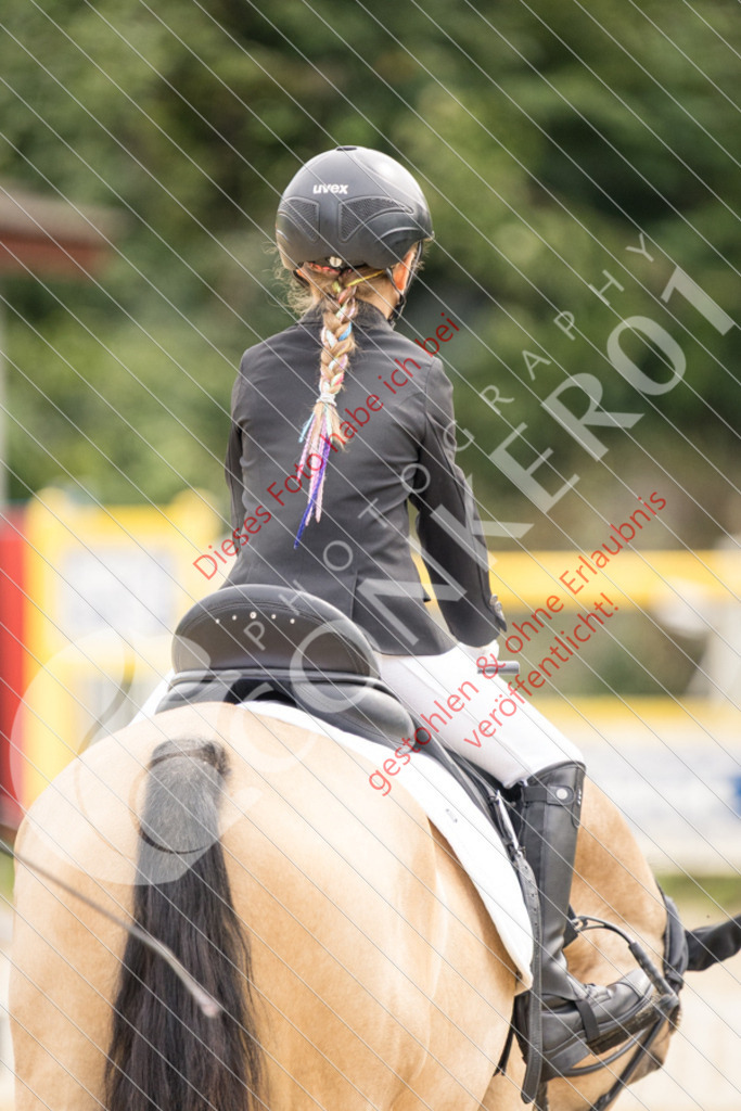 CON_0340 | Sport-, Event- und Tierfotos in Profiqualität. Einfach auswählen, bestellen und herunterladen. Dein Moment – perfekt festgehalten.