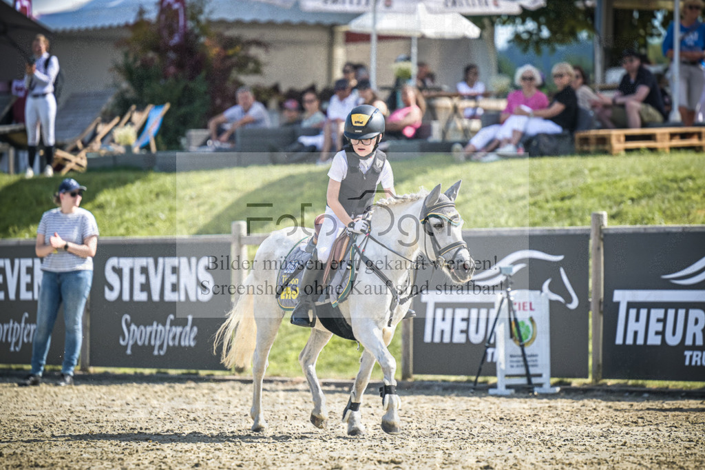DOS_0535 | Entdecke hochwertige Reitturnierfotos von Foto Oger. Professionell, emotional und authentisch – jetzt Lieblingsmomente im Shop bestellen. - Realisiert mit Pictrs.com