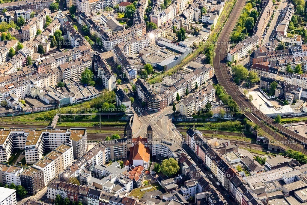 Luftbild Düsseldorf-2122 | Luftbild Düsseldorf Vinzenzplatz mit Ackerstraße und Gerresheimer Straße Düsseldorf - Realisiert mit Pictrs.com