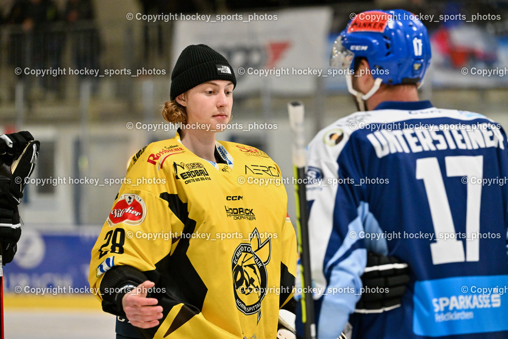 ESC Steindorf vs. EC Hornets Spittal 25.2.2024 | #28 Ameisbichler Lukas EC Hornets Spittal, #17 Untersteiner Stefan ESC Steindorf, ESC Steindorf vs. EC Hornets Spittal 25.2.2024, ESC Steindorf vs. EC Hornets Spittal 25.2.2024 am 25.02.2024 in Steindorf (Ossiachersee Halle), Austria, (Photo by Bernd Stefan)