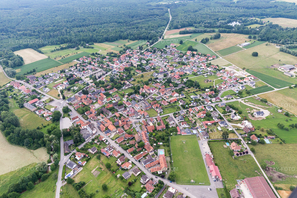 Aerial view: View of the town in Forstfeld in the state Bas-Rhin, France.Photo: IMG_107892.jpg taken on 06/14/2018 by Werner Riehm/FLY-FOTO.comResolution of the original: 5472 x 3648 px