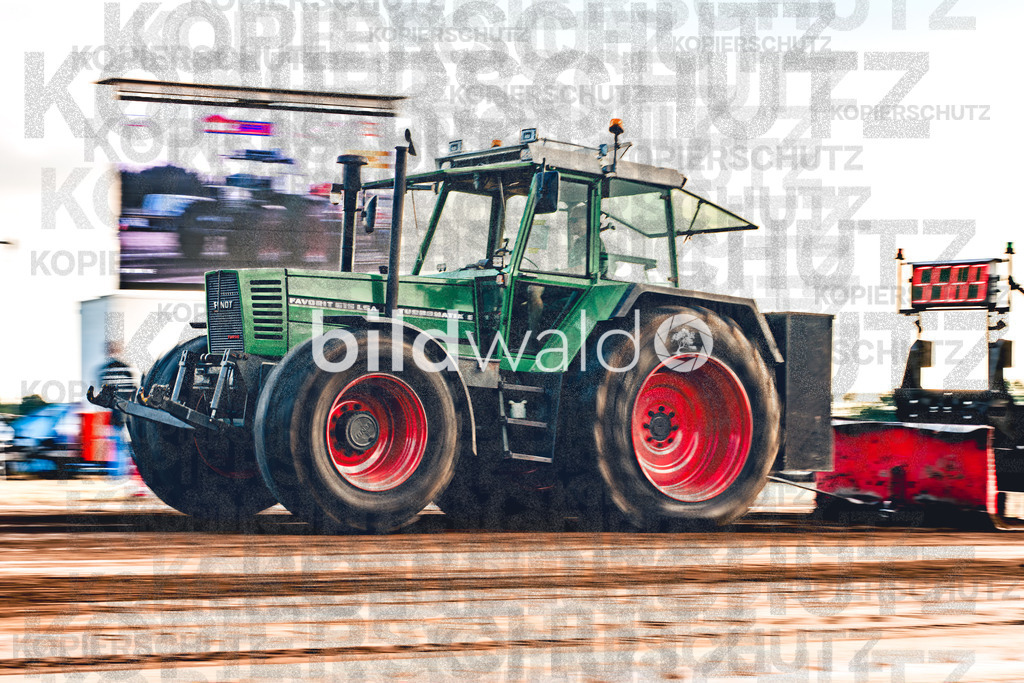 Trecker Treck Hohenhorn 2025 Pulling Party (462 von 2105) | BILDWALD - eine Auswahl an Bildern von Thomas Perrotton zum bestellen und genießen. Alle Bilder von Thomas Perrotton - Alle Bilder mit einer SONY Kamera gemacht - SONY TAMRON SIGMA PHOTOSHOP LIGHTROOM BILDWALD Online kaufen Bilderwald Wandbilder - Realisiert mit Pictrs.com