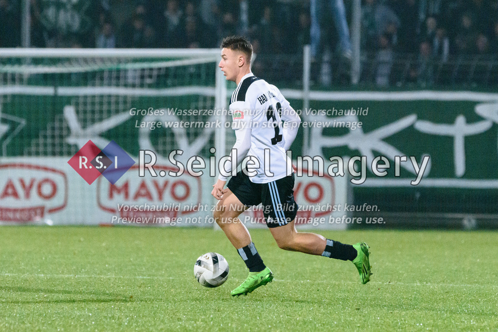 Fußball, Saison 2022/23, Regionalliga Nord, VfB Lübeck - Hamburger SV II, Stadion an der Lohmühle (Lübeck), 25.11.2022, 20. Spieltag | Theo Harz (#18, HSV II)