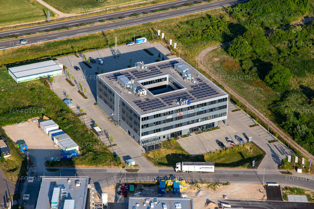 Luftbild: MTS MarkenTechnikService GmbH & Co. KG in Rülzheim im Bundesland Rheinland-Pfalz in Deutschland. – Foto: IMG_136187.jpg vom 07.06.2023 durch Werner Riehm/FLY-FOTO.de – Auflösung des Originals: 5196 x 3464 px – MTS Gruppe