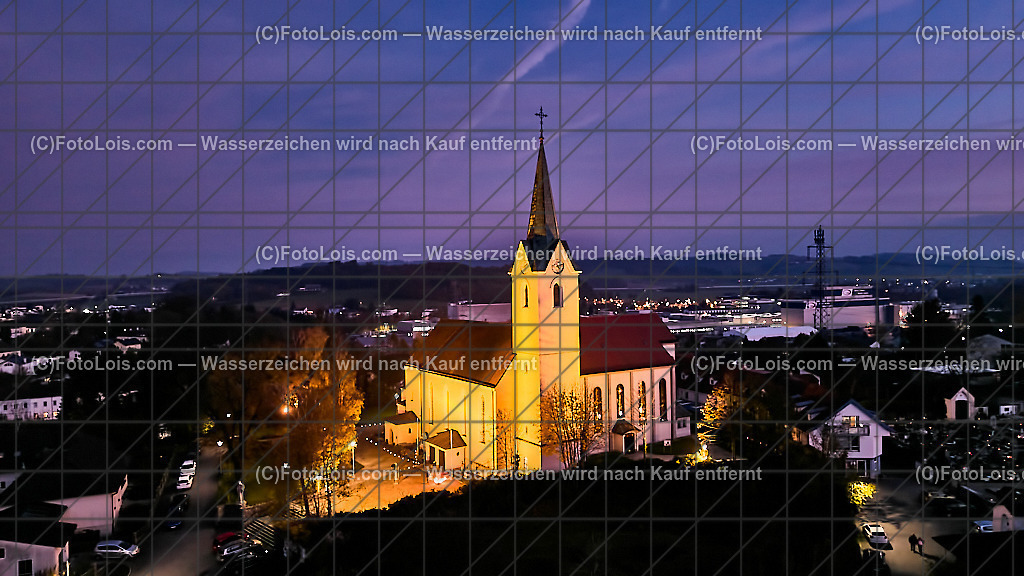 171158_Luftbild_Pfarrkirche Wieselburg_Tausend-Lichter | (C)FotoLois.com, Alois Spandl. Luftbild, 'Nacht der 1000 Lichter' in der Pfarrkirche Wieselburg, Do 31. Oktober 2024.