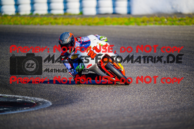 MaZZes_FotoMatrix_240901_6007705_4821 | KTM