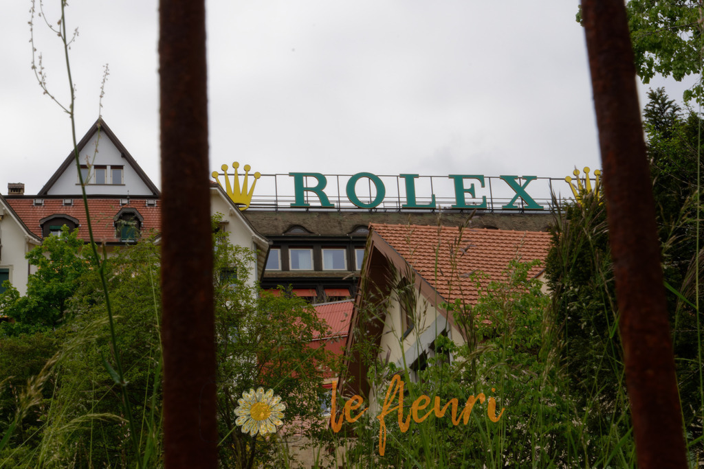 Teure Uhren gibts hier auch... | Dies ist der Shop von Florian Blum - le fleuri. Langenthal, Bern, SchweizSie können hier meine oder ihre eigenen Fotos als Fotoprodukte kaufen. Tassen, Schlüsselanhänger, Taschen etc. können Sie hier gestalten.  - Realisiert mit Pictrs.com