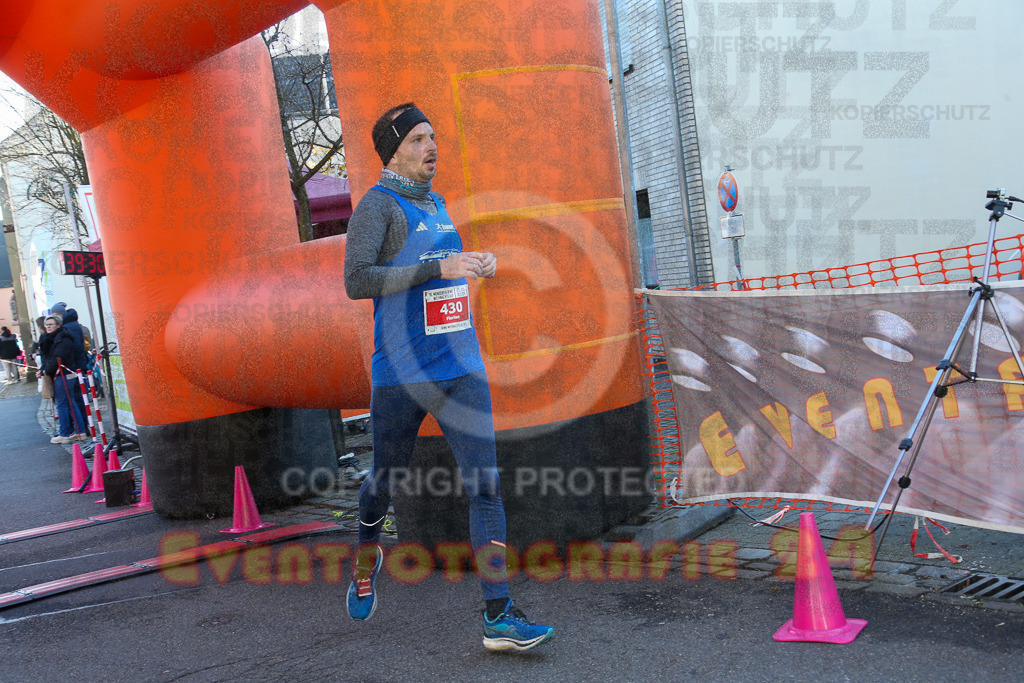 241201_1215_EX1_1556 | Sportfotografie im Rhein-Sieg Kreis, Köln, Bonn, NRW, Rheinland Pfalz, Hessen, etc. Unser Tätigkeitsfeld umfasst den Laufsport vom Volkslauf über den Marathon, Duathlon, Triathon bis zum Ultralauf wie Kölnpfad Ultra oder Schindertrail.