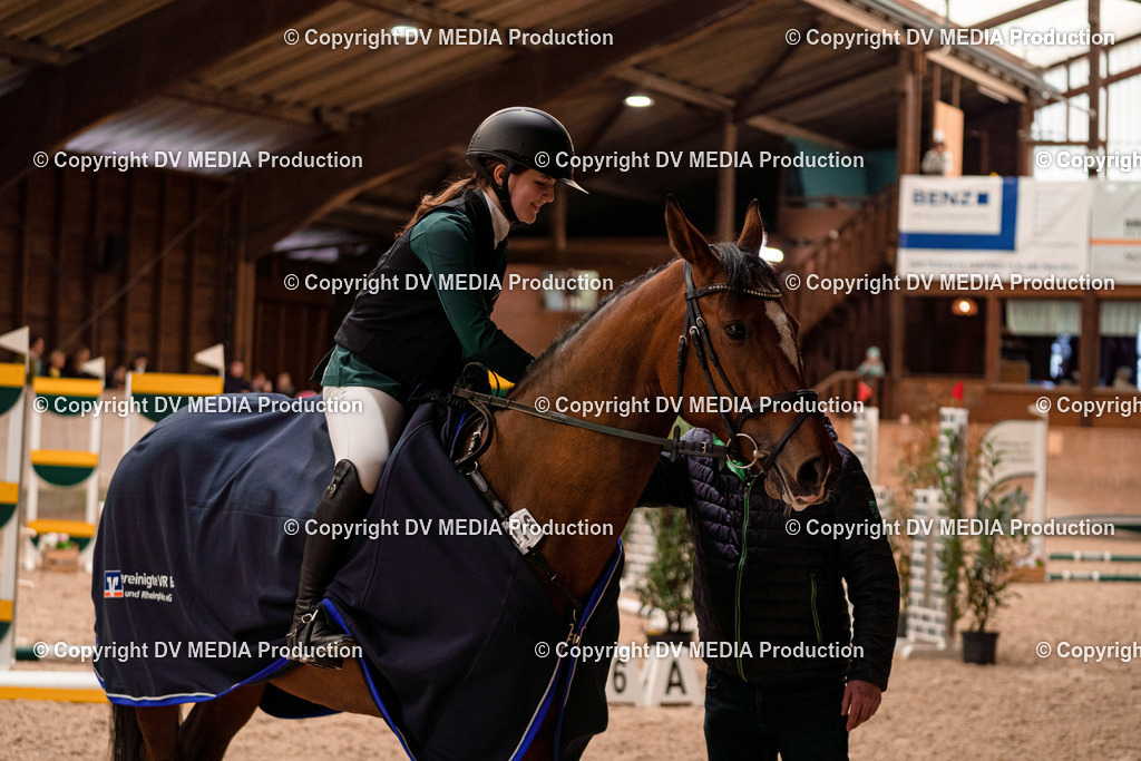 Springen Tag 2-372 | dv-media-shop - Realisiert mit Pictrs.com