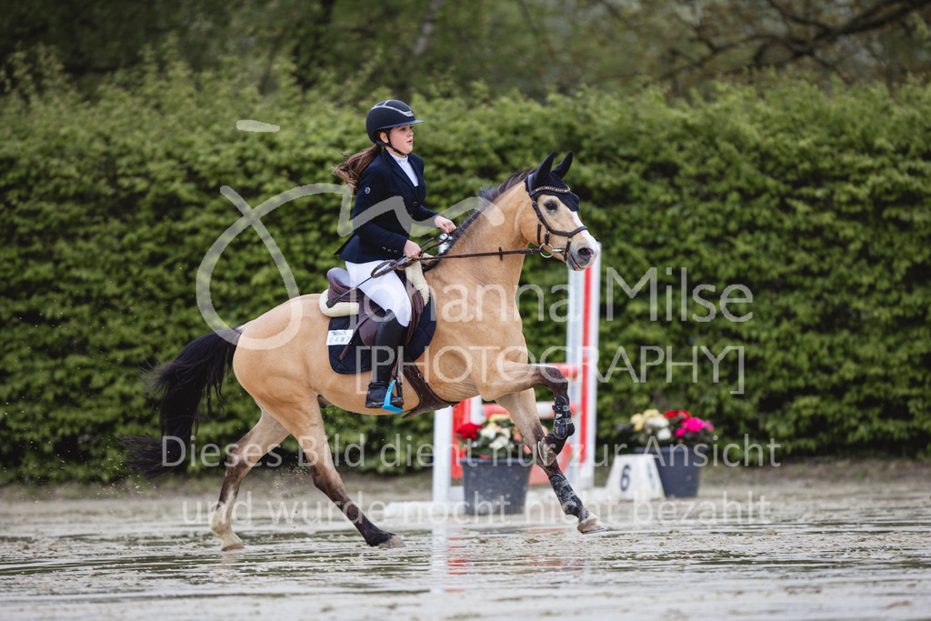 240426_Olfen-Vinnum_PonyTrophy-305 | Deine schönsten Turniermomente als professionelle Fotos! Entdecke hochwertige Pferdesport-Fotografie im Online-Shop. Jetzt Fotos finden & bestellen!