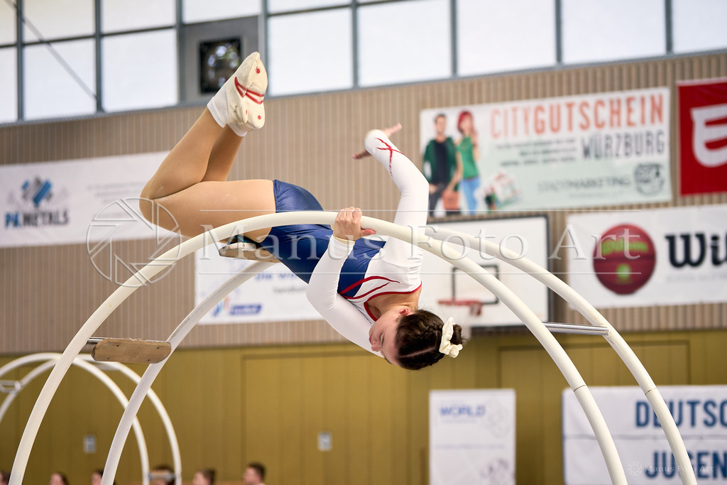 B-DSC00466 | Professionelle Sportfotografie in Hamburg, Schleswig-Holstein und Niedersachsen – spezialisiert auf Rhönrad, Geräteturnen, Leistungsturnen und rhythmische Sportgymnastik. Bundesweite Begleitung von Rhönrad-Events. Jetzt Sport-Fotos - Realisiert mit Pictrs.com