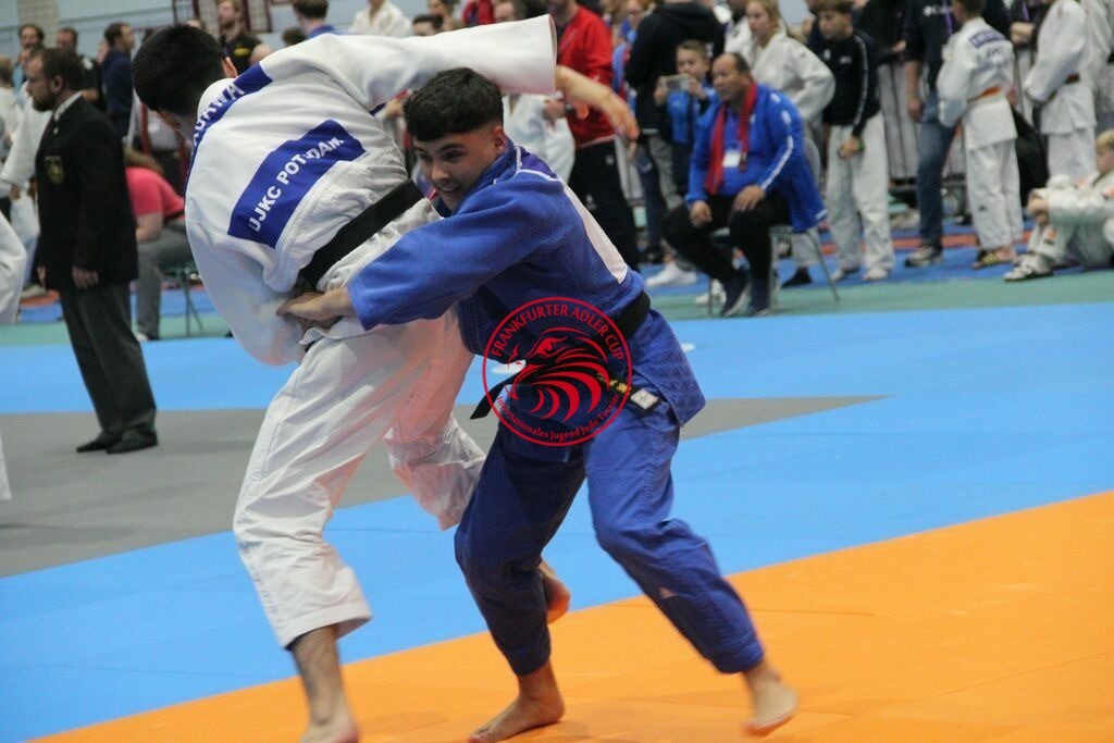 IMG_3781 | Fotos vom Adler Cup - Pictures from Adler Cup

Hier findet Ihr alle Eindrücke und großen Momente der Adler Cup Wochenenden. Here you will find all impressions and great moments of the Adler Cup weekends. - Realisiert mit Pictrs.com