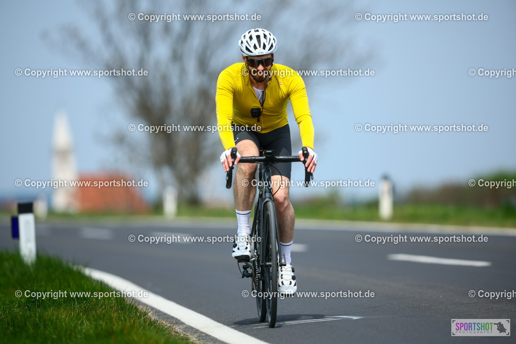 648_TRA56795 | Neusiedlersee Radmarathon 2026@sportshot_your_pictrs #yourpictures#roadtowm2029 #nrm #neusiedlerseeradmarathon #neusiedlersee #neusiedlerseetourismus #burgenland #mörbisch #nrm26 #burgenlandtourismus #voglundco #poweredbyburgenlandtourismus #radsport #rad #marathon #ucigranfondo #visitburgenland #ucigranfondoworldseries