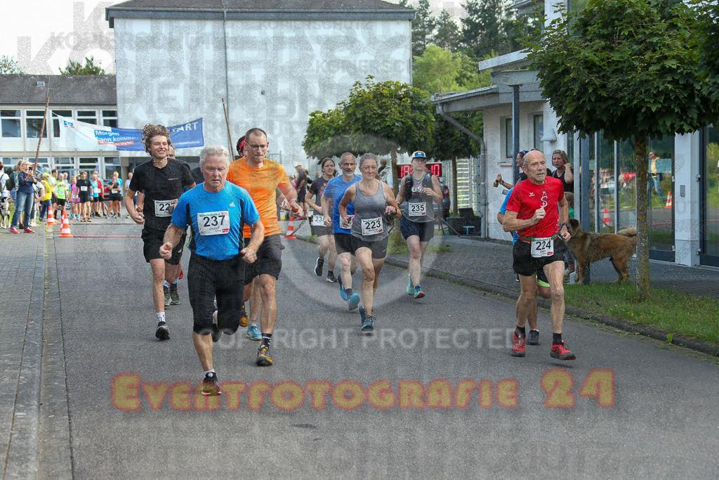 250801_1811_EX1_6460 | Sportfotografie im Rhein-Sieg Kreis, Köln, Bonn, NRW, Rheinland Pfalz, Hessen, etc. Unser Tätigkeitsfeld umfasst den Laufsport vom Volkslauf über den Marathon, Duathlon, Triathon bis zum Ultralauf wie Kölnpfad Ultra oder Schindertrail.