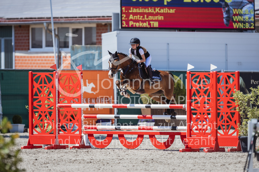 230610_Mühlen_Stil-L-165 | Deine schönsten Turniermomente als professionelle Fotos! Entdecke hochwertige Pferdesport-Fotografie im Online-Shop. Jetzt Fotos finden & bestellen!